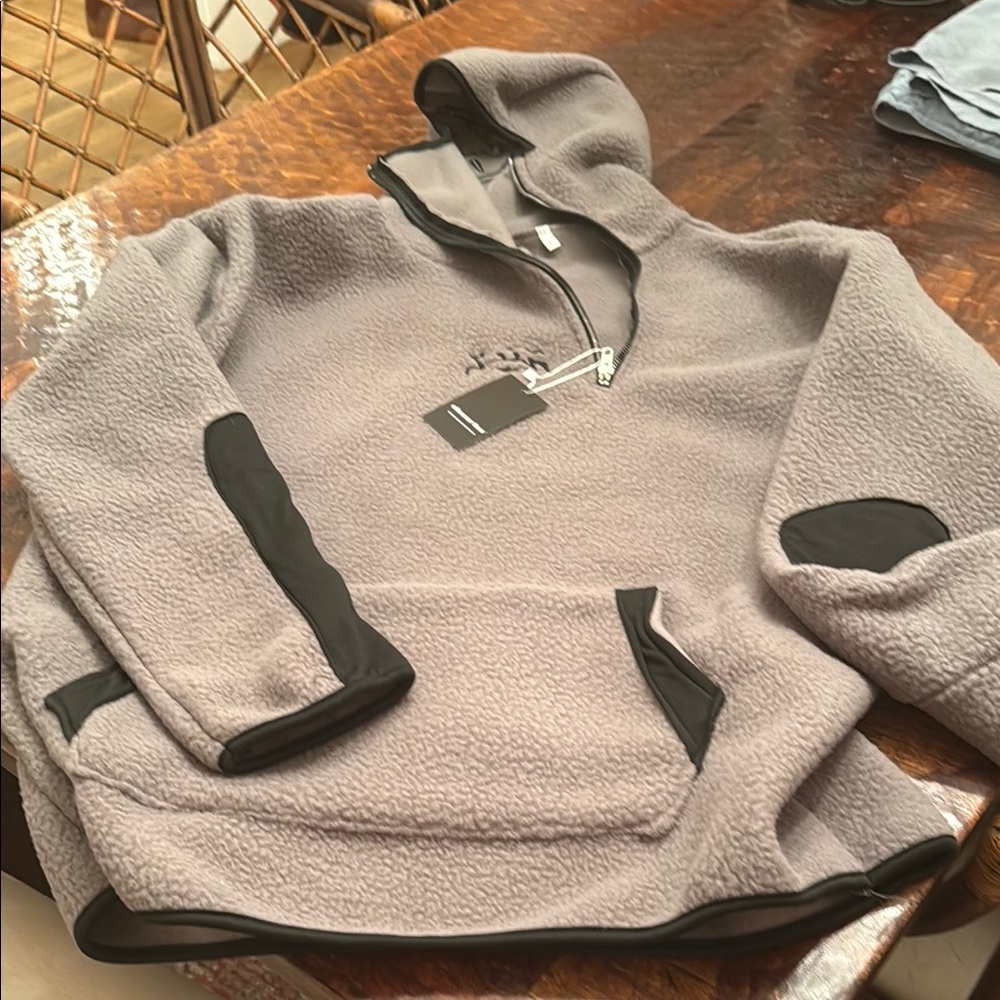 Men's DeCarba Gray Zip-Up Sweater with Black Details